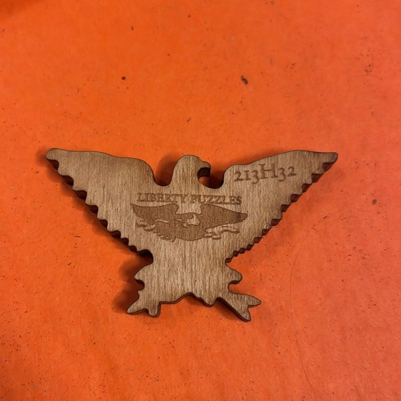 Liberty Puzzles Classic Wooden Jigsaw American Express Train 530 pieces COMPLETE - Picture 9 of 10